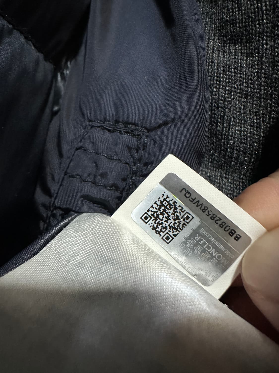 몽클레어 카누트2 중지퍼패딩 3사이즈 100 상품이미지6