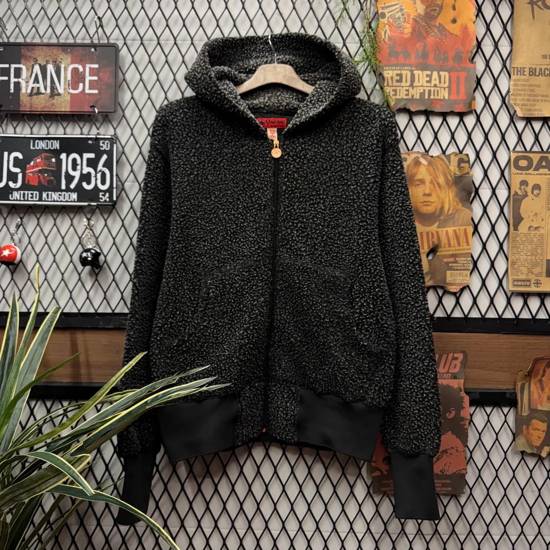 00s 에비수 야마네 플리스 후드 집업 후면 로고 포인트 블랙 상품이미지2