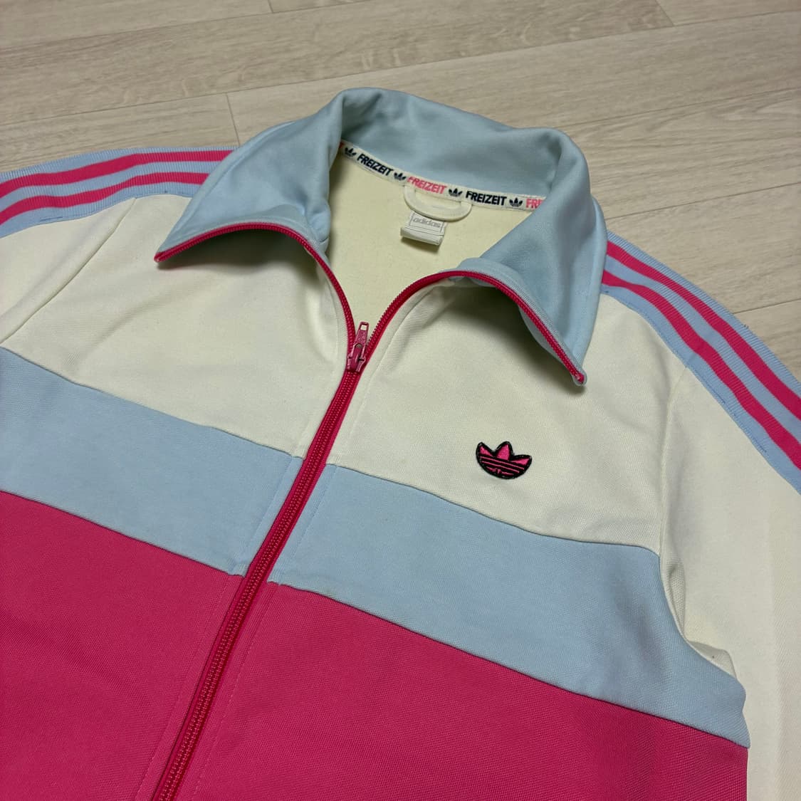 아디다스 FRIEZET 파이어버드 Y2K 희귀 져지 M 상품이미지2