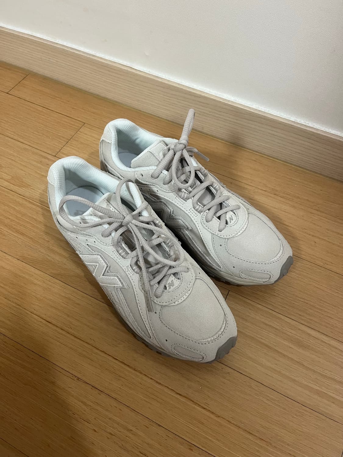 New Balance 204L Timberwolf Linen 뉴발란스 2 상품이미지1