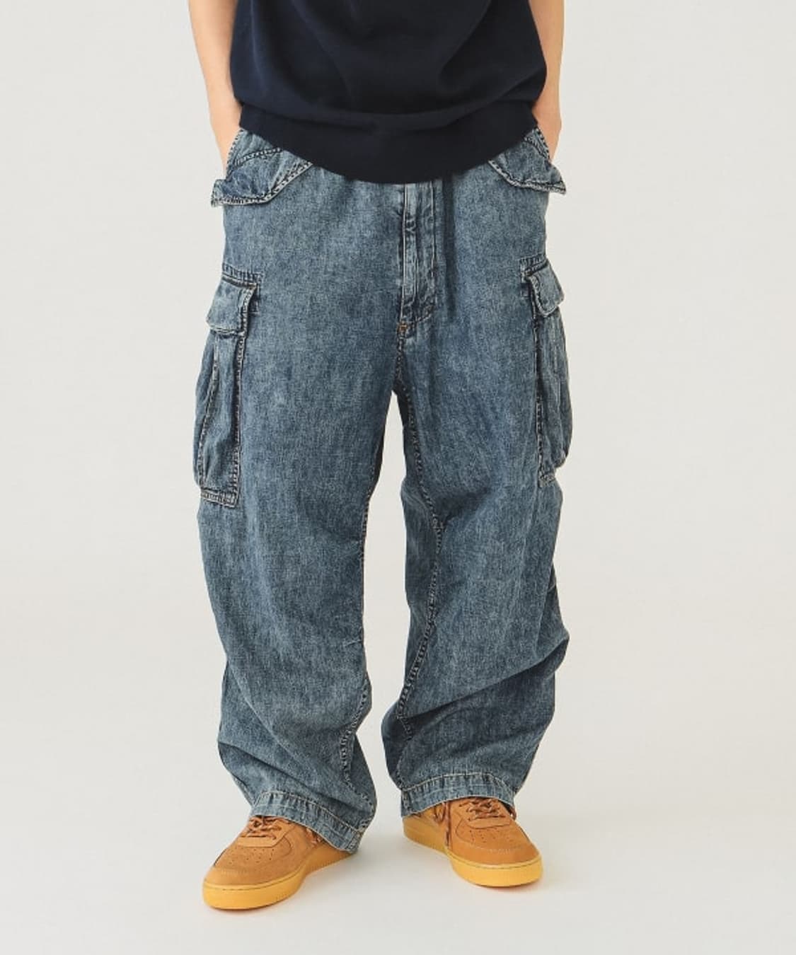 BEAMS Big 6 Pocket Denim Cargo Pants 상품이미지4