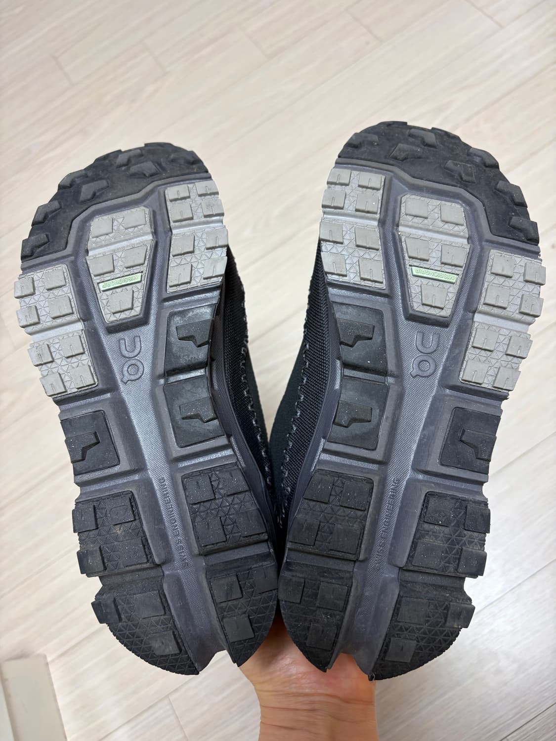 On 온 클라우스어웨이2 250  상품이미지3