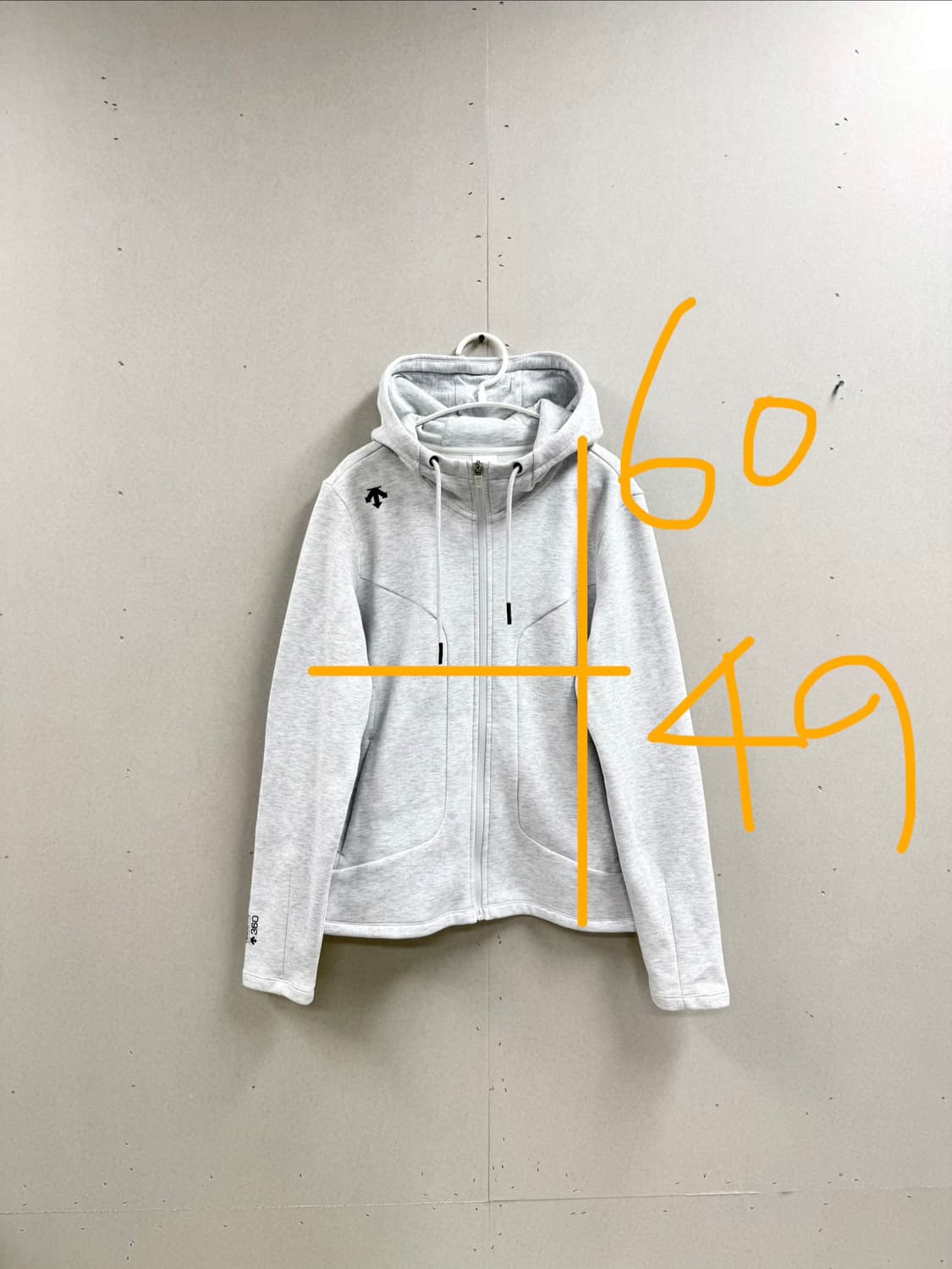 여성 90 / 데상트 후드집업 멜란지그레이 상품이미지2