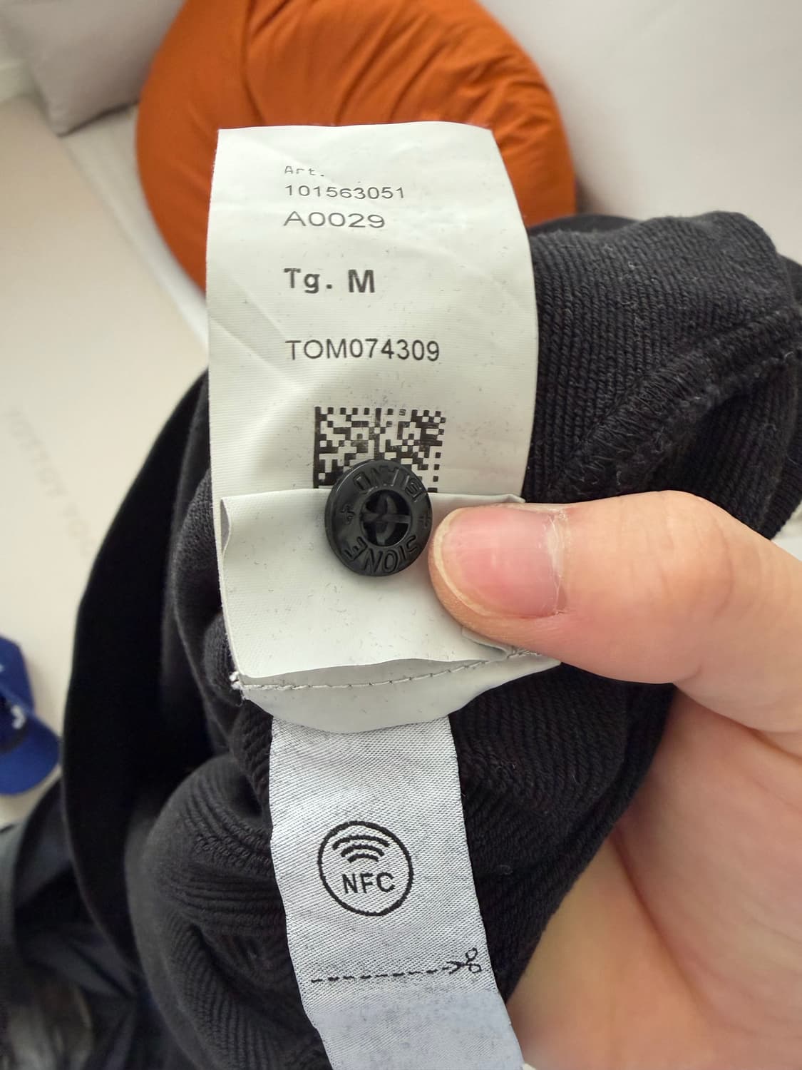 25ss 스톤아일랜드 맨투맨 블랙 M 상품이미지5