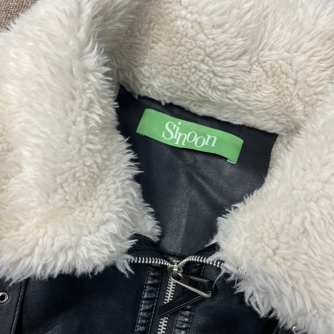 시눈 크롭 무스탕 상품이미지4