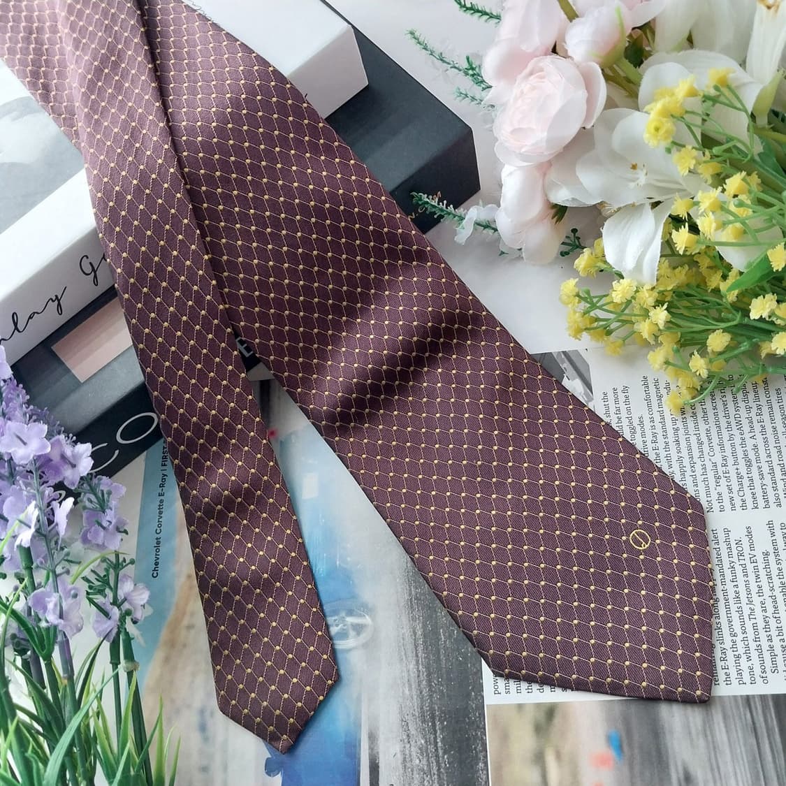 던힐 실크 브라운 골드 도트 패턴 넥타이 9.5cm A+등급 K1232
 상품이미지2