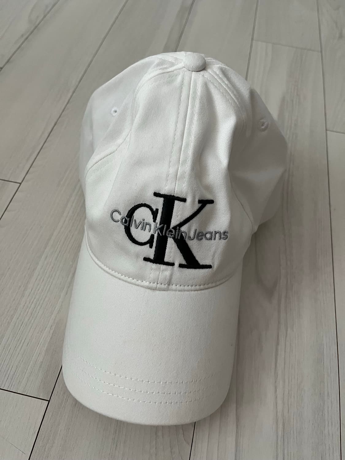 캘빈클라인 볼캡 상품이미지1
