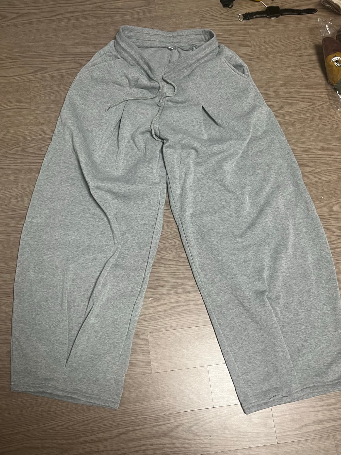 [새상품] 기모 오버핏 와이드 벌룬 팬츠 트레이닝 바지 상품이미지4