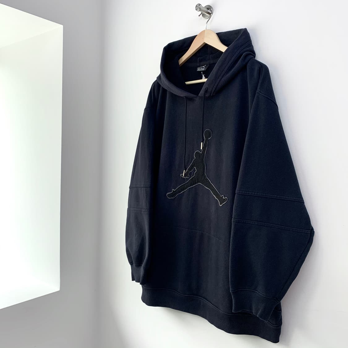 나이키 조던 점프맨 셔닐 로고 오버사이즈 블랙 후드티 상품이미지4