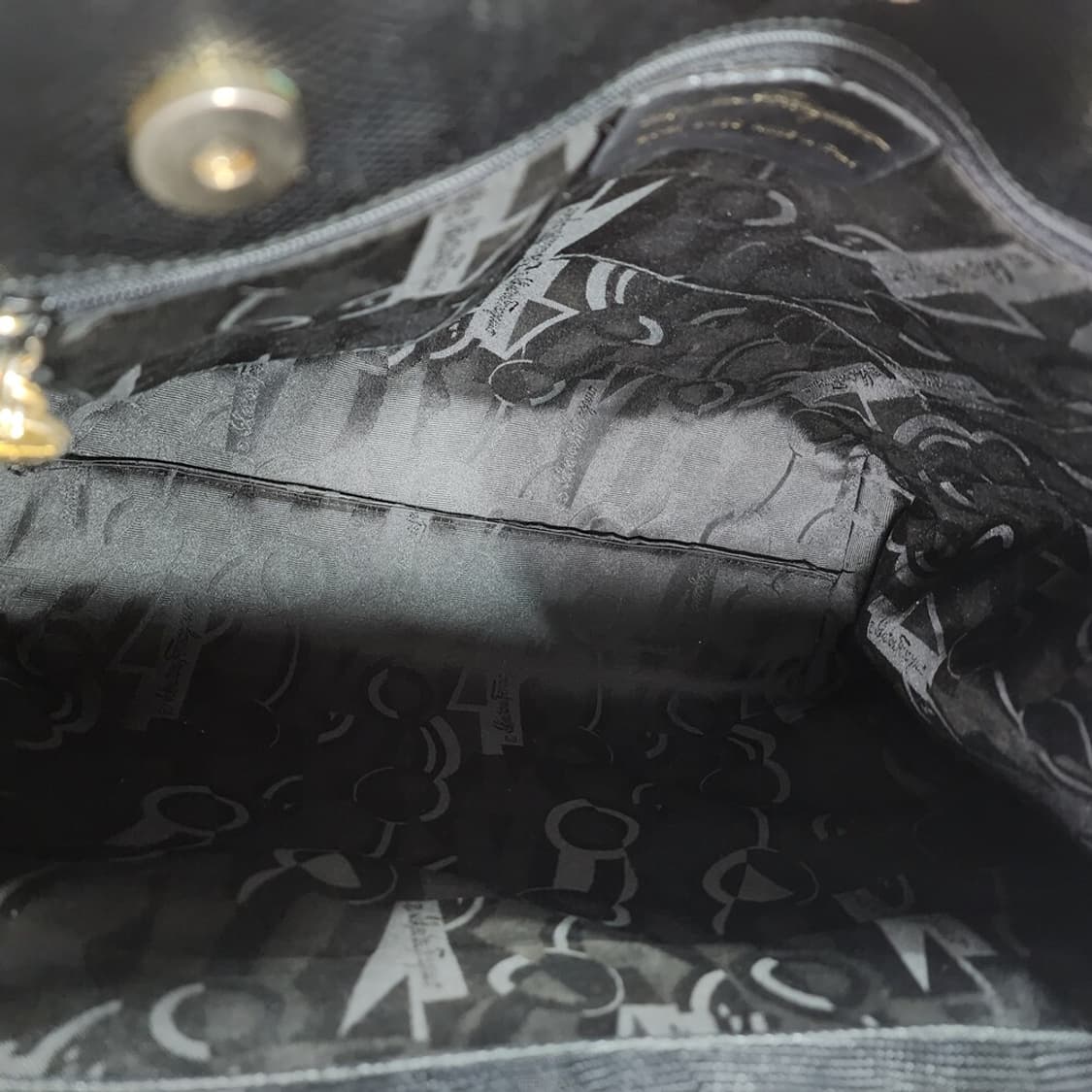 페라가모 간치니 숄더백 상품이미지9