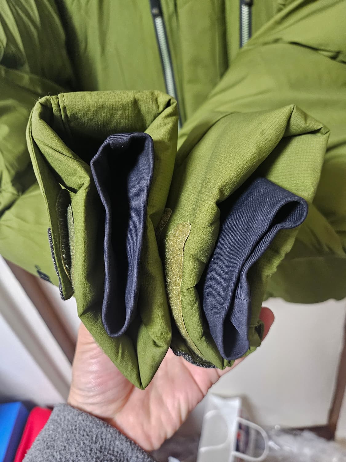 K2 코볼트 대장패딩 90(95)사이즈 올리브 그린 상품이미지5