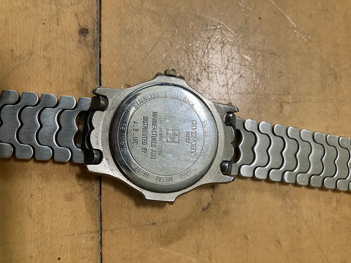 Givenchy 지방시 실버 골드 트라이벌 빈티지 쿼츠 시계 상품이미지6