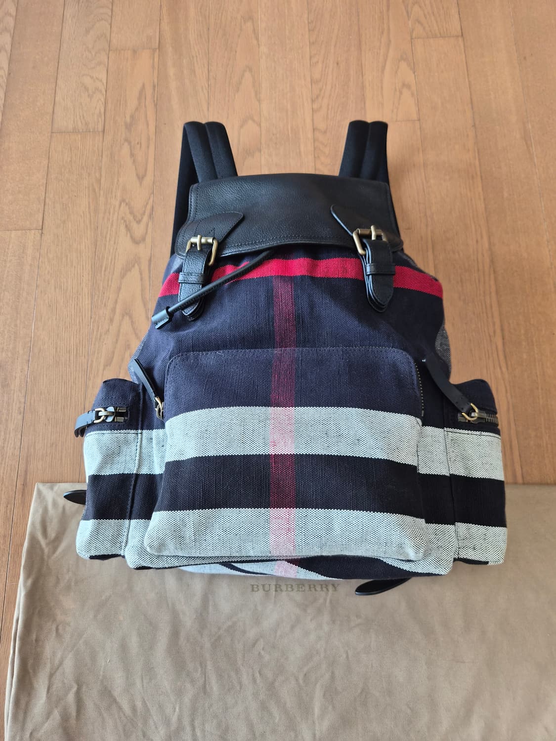 (정품) 버버리 체크 럭색 백팩 (명품 남자 여자 가방) 상품이미지3