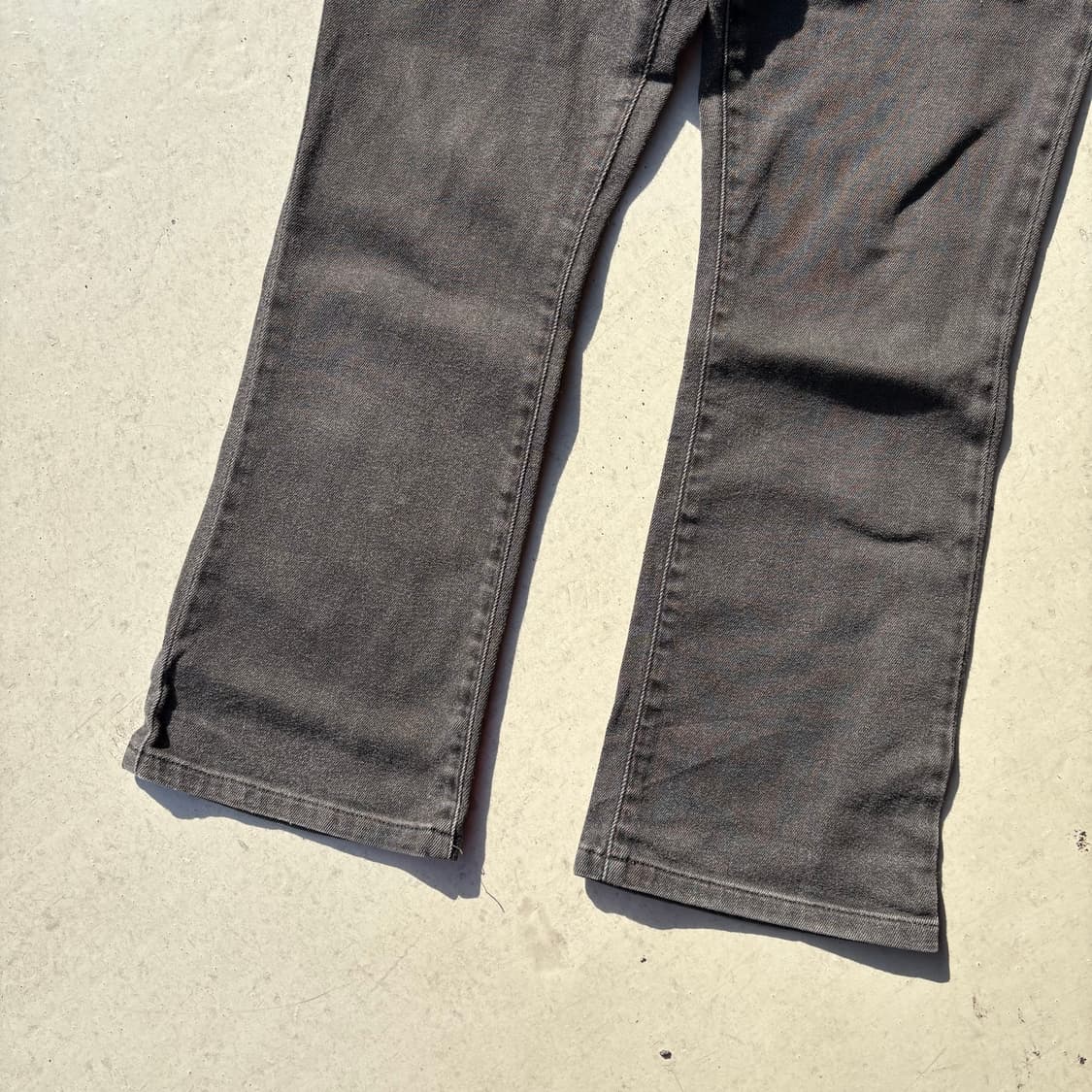 Agnès b.페이딩 블랙 플레어 데님 상품이미지3