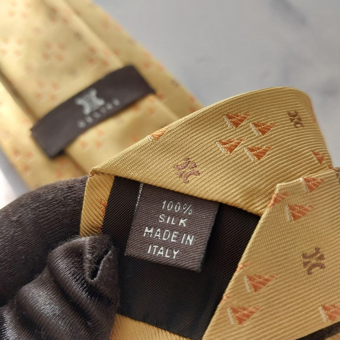 셀린느 실크 옐로우 트리오페&요트 넥타이 9.1cm A+등급 K1556
 상품이미지10