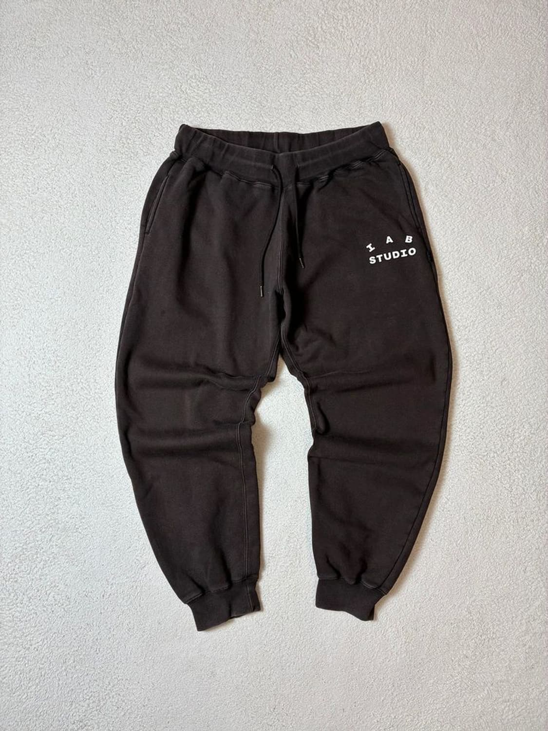 아이앱스튜디오 시그니처 스웻 조거 팬츠 PN7029 상품이미지1