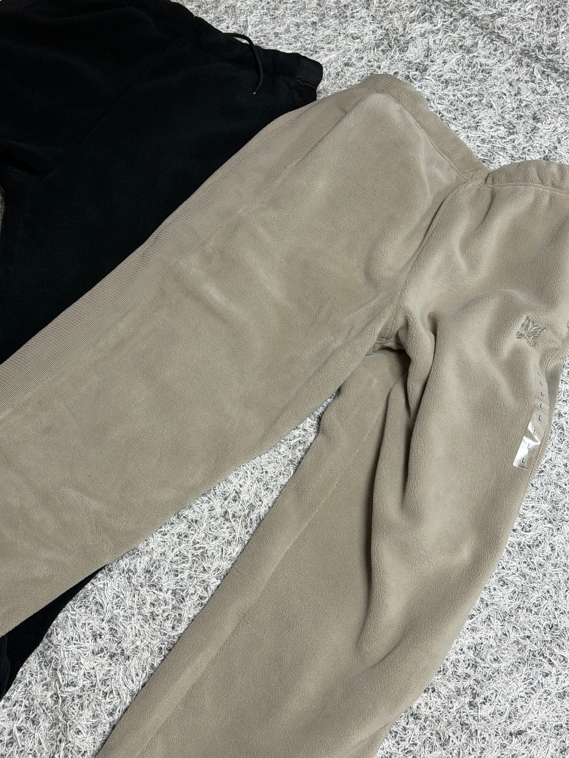 니들스 유니클로 후리스팬츠 베이지, 블랙 L 택포 상품이미지1