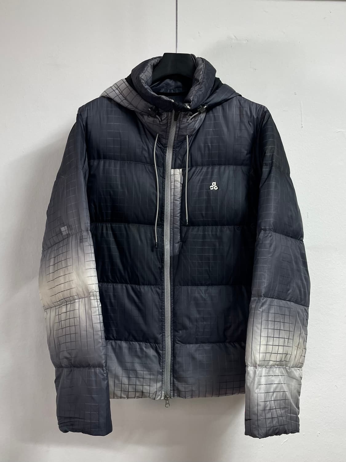 나이키 ACG 그라데이션 후드 다운 패딩 (on.189)   상품이미지1