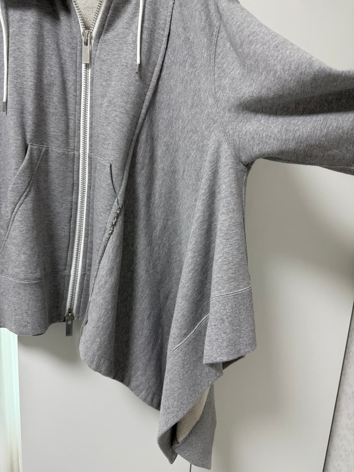 SACAI 사카이 언밸런스 후드집업 상품이미지3