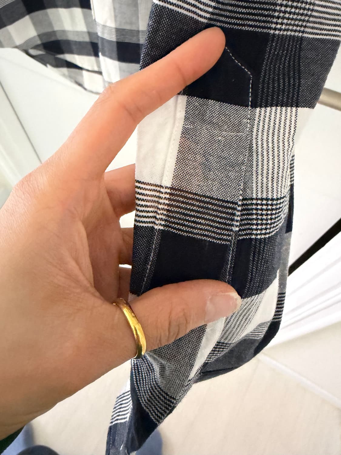  톰브라운 4선완장 옥스퍼드셔츠 한정판 3사이즈 (100사이즈) 정품  상품이미지7