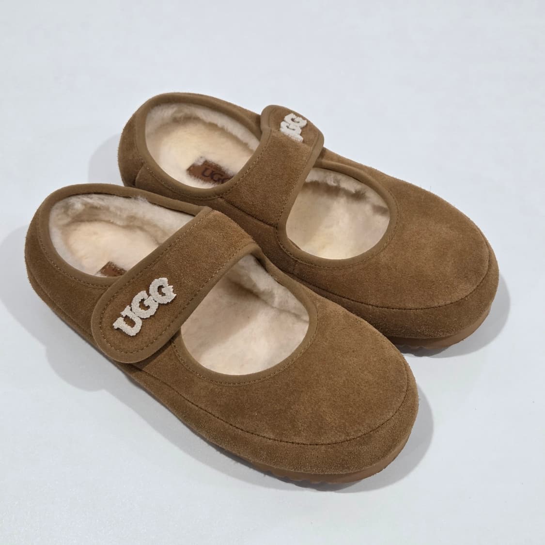 어그 메리제인 체스트넛 230 상품이미지2