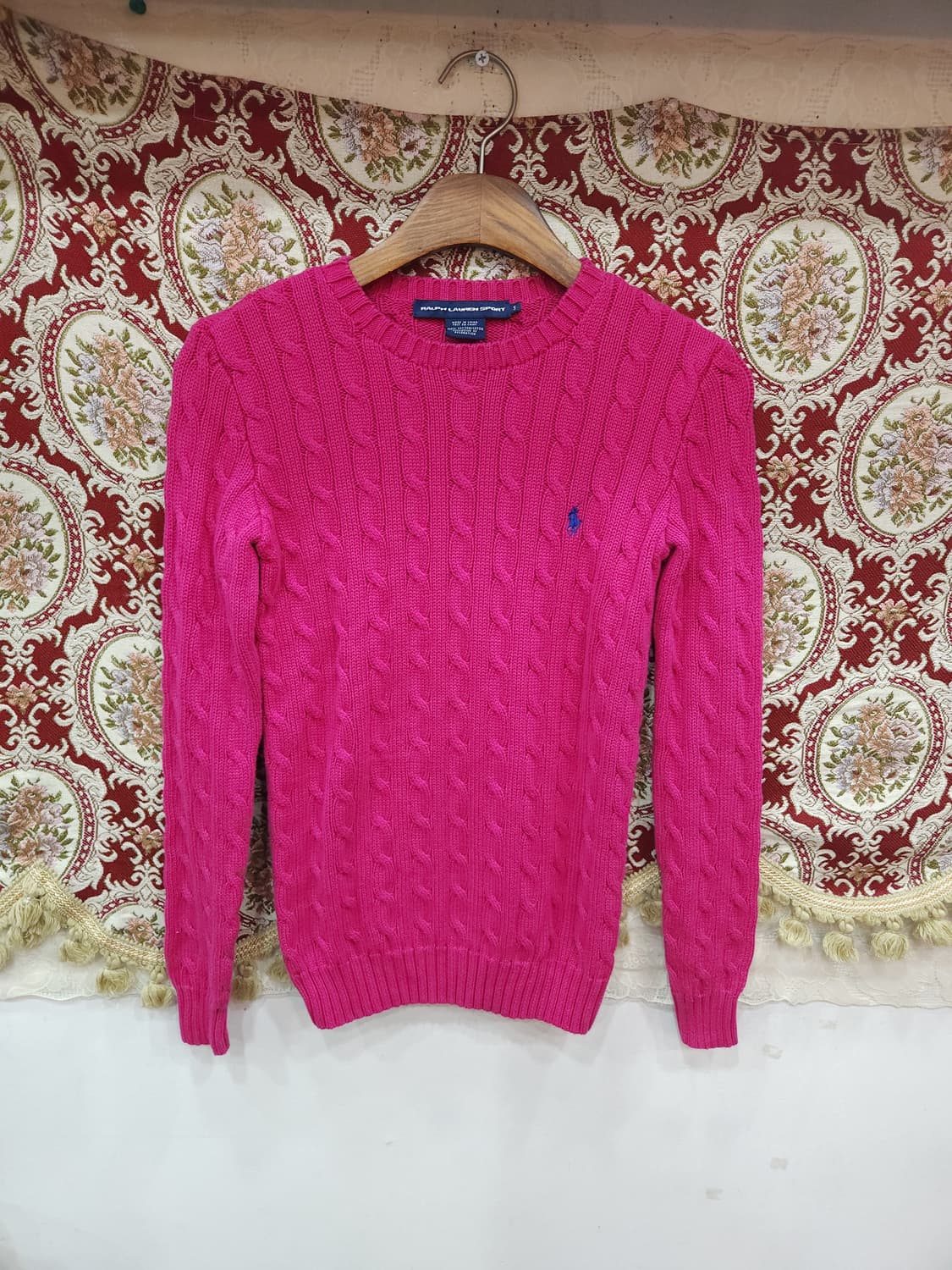 폴로 랄프로렌 핫핑크 꽈배기 코튼 니트

 상품이미지2