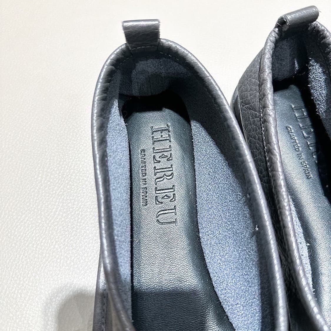 (정품/새상품) HEREU 헤레우 여성 그레이 플리츠 발레리나 플랫슈즈 상품이미지2