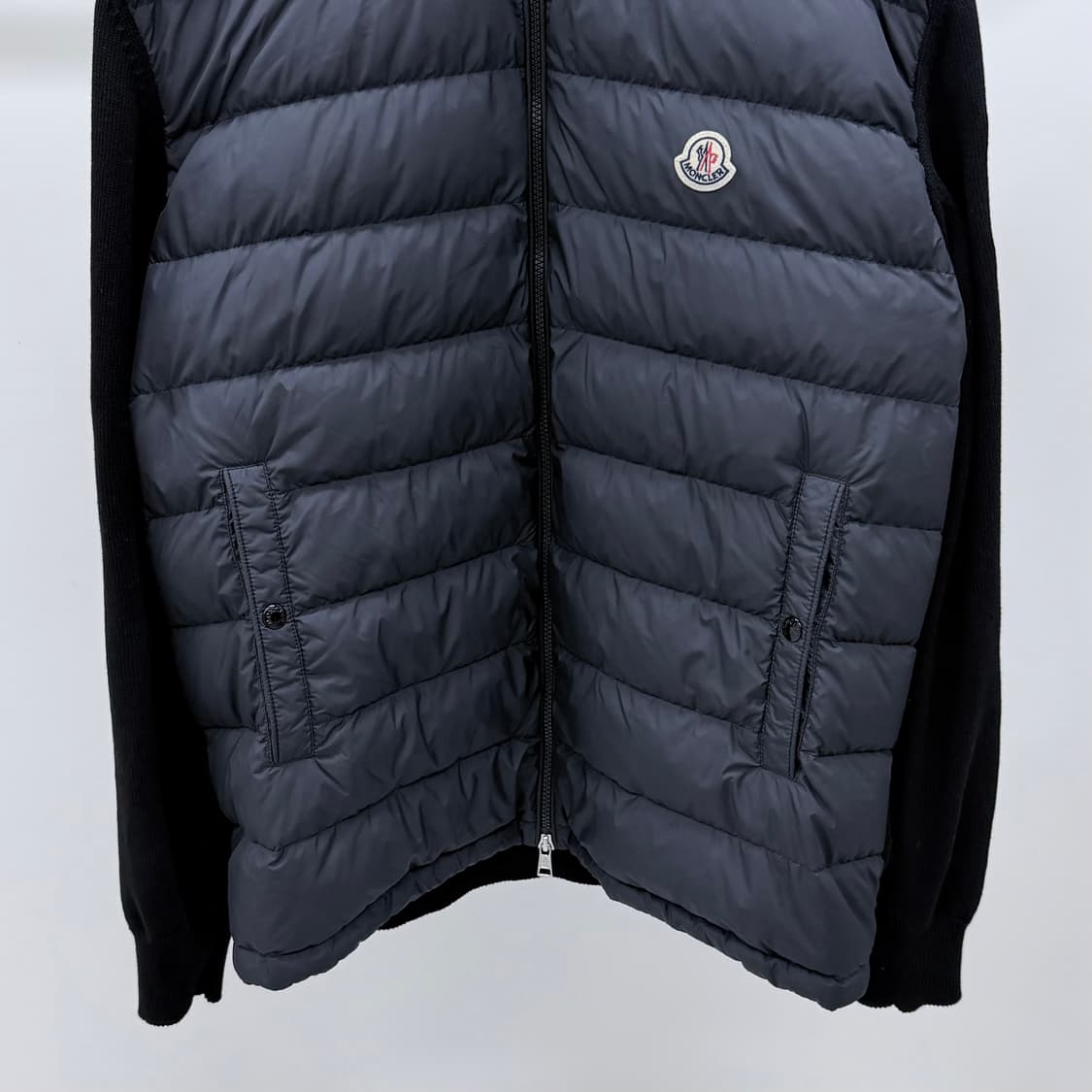 [S+급/4XL] 몽클레어 트리콧 니트패딩 블랙 상품이미지4