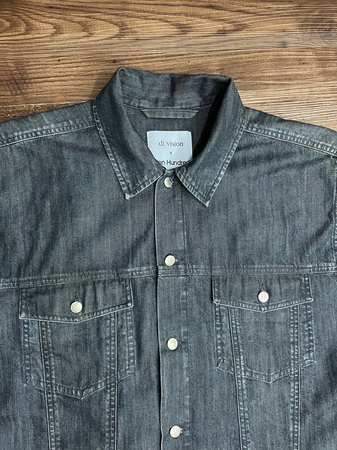 디비전 X 원헌드레드 하이브리드 셔츠 상품이미지3