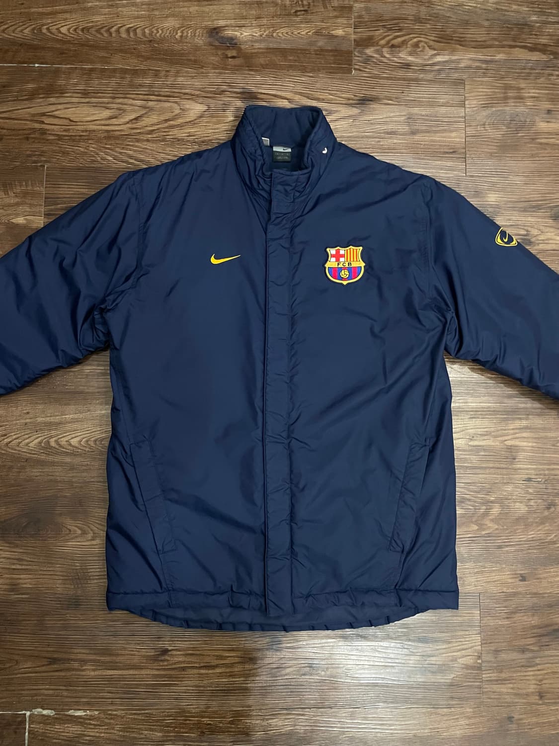 03-04 나이키 FC 바르셀로나 벤치 코트 패딩 자켓  네이비 상품이미지3