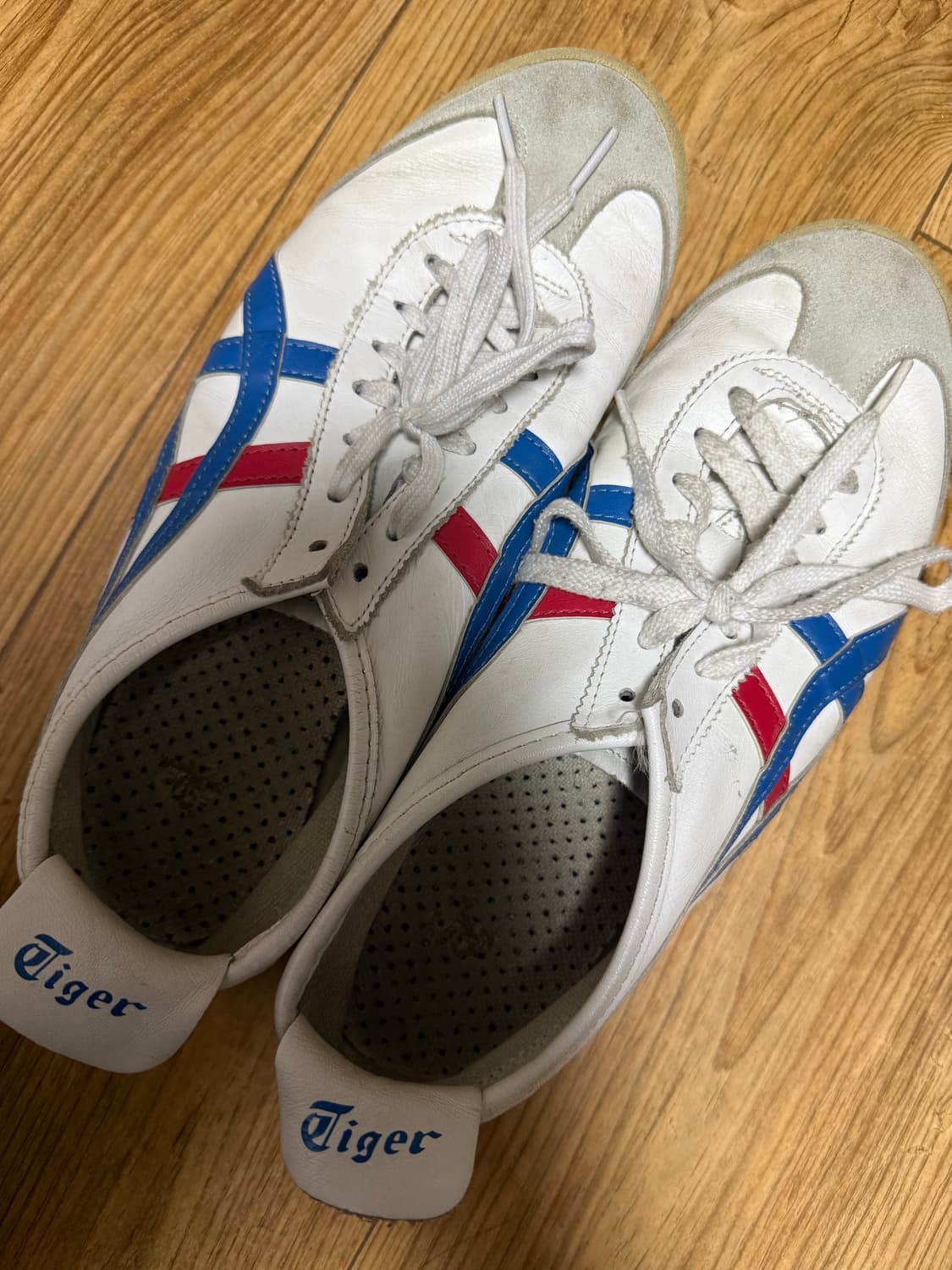 오니츠카타이거 270 상품이미지1