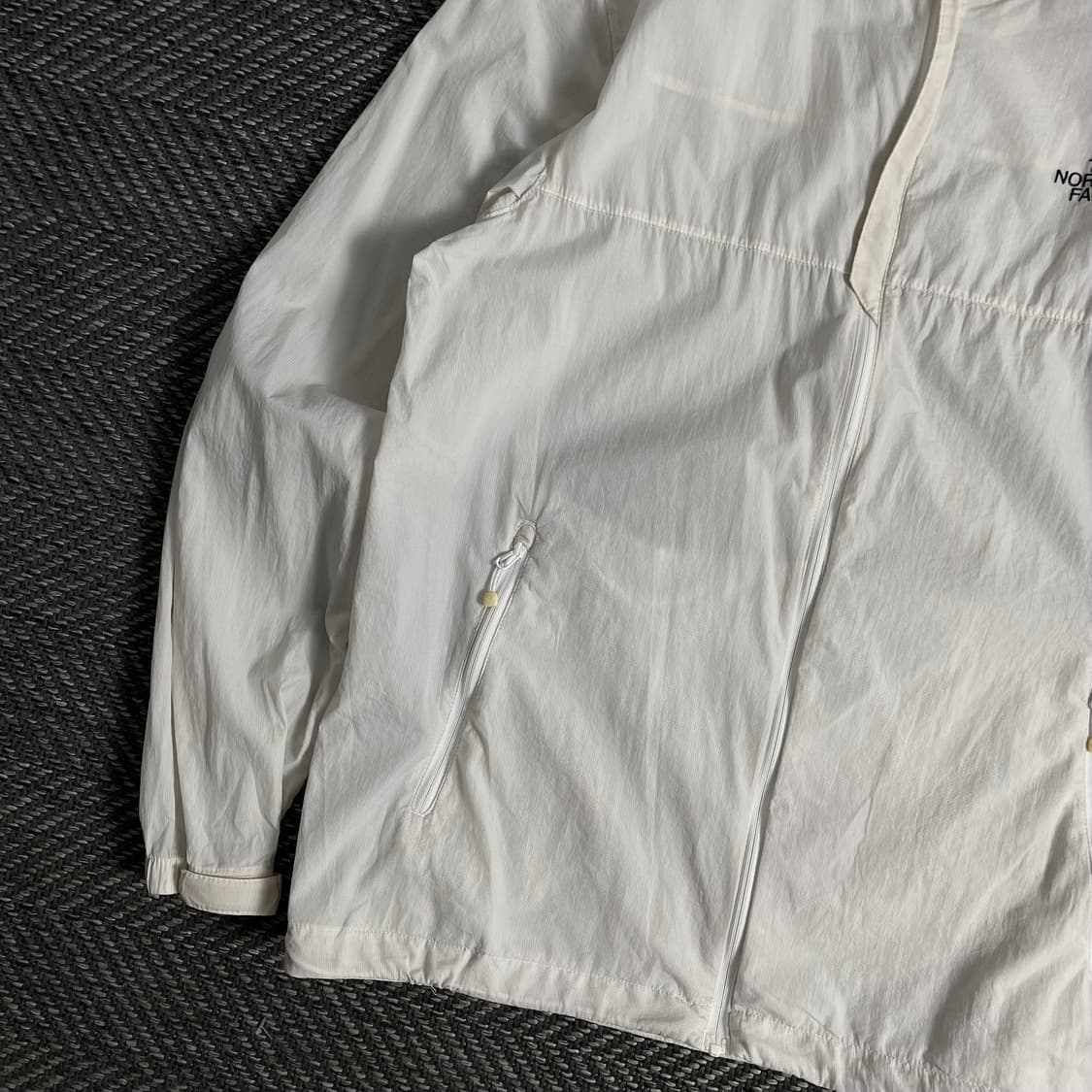 노스페이스 나일론 러닝 라이트 바람막이o 3249 상품이미지3