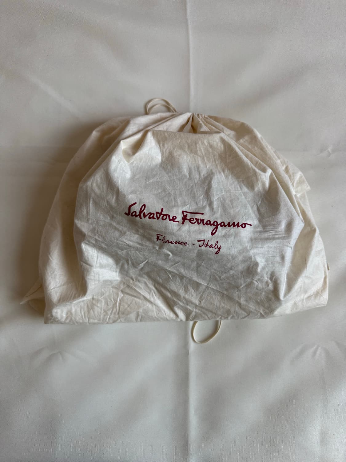 페라가모 간치니 로리 숄더백 상품이미지4