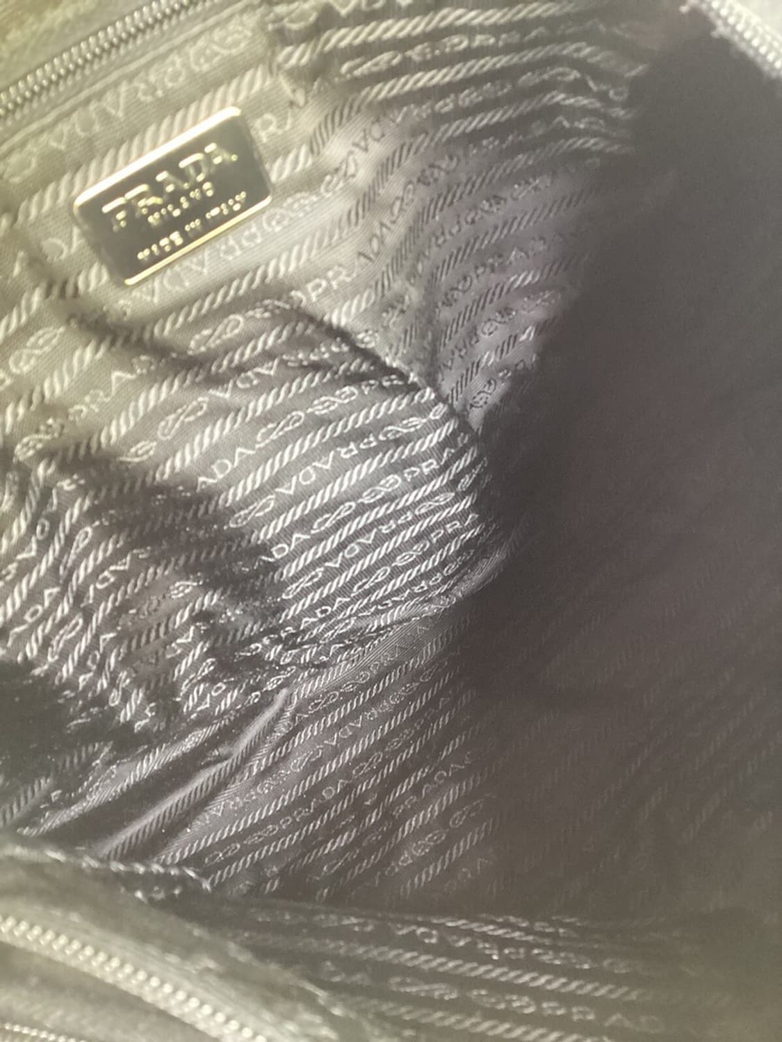 [정품] 프라다 나일론 삼각 로고 투버클 
크로스백  상품이미지7