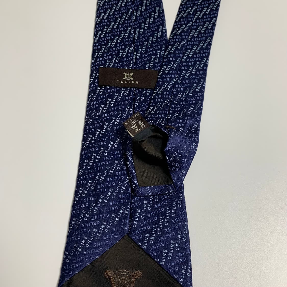 셀린느(CELINE) 모노그램 명품넥타이 최상급 A+등급 9.2cm 상품이미지8
