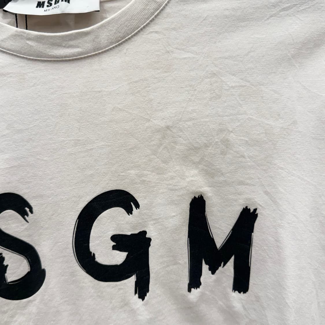 MSGM 밀라노 빅로고 프린트 반팔 티셔츠 크루넥 레귤러핏 화이트 상품이미지8