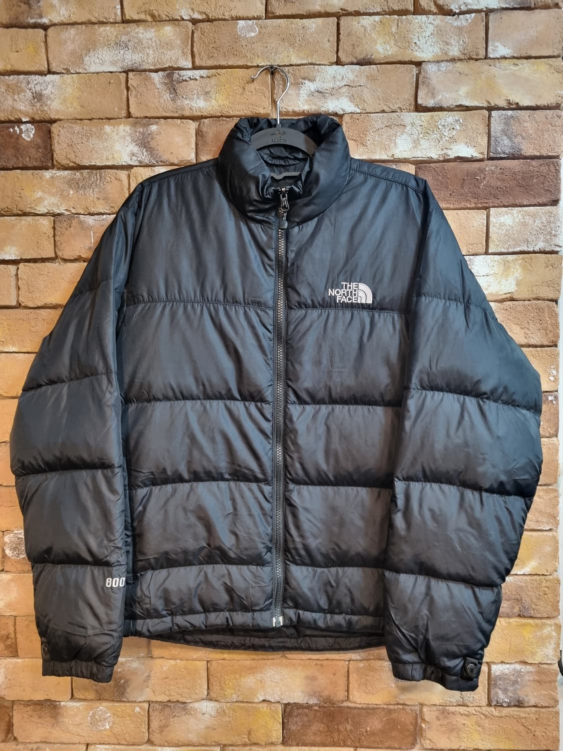 노스페이스  600 구스패딩 블랙 상품이미지1