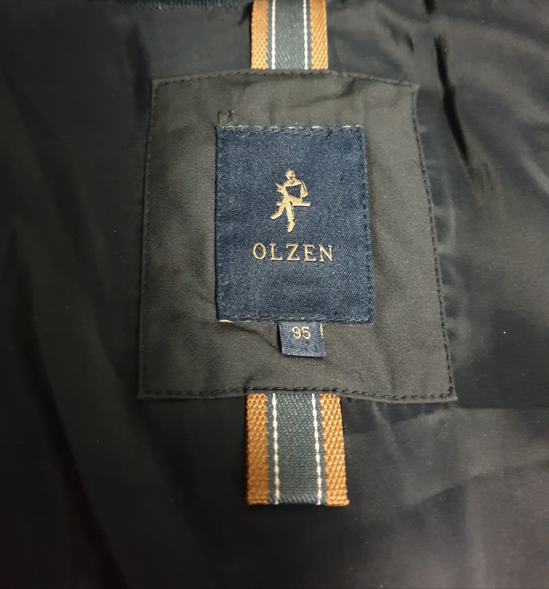 올젠 스트레치 사파리 덕다운 오피스 패딩 블랙 (M) 상품이미지5