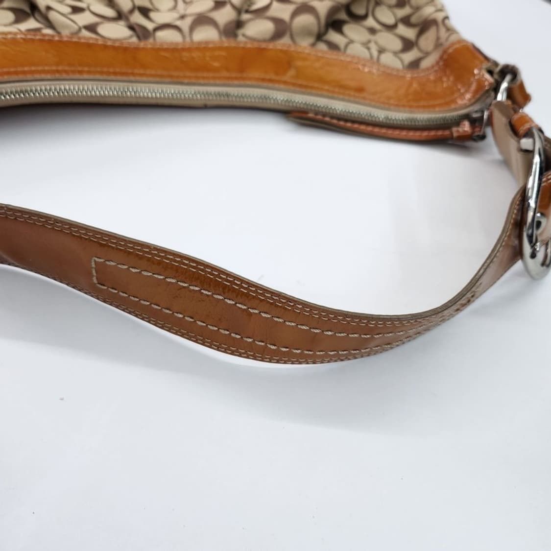 COACH 소호 플리티드 시그니처 숄더백 상품이미지3