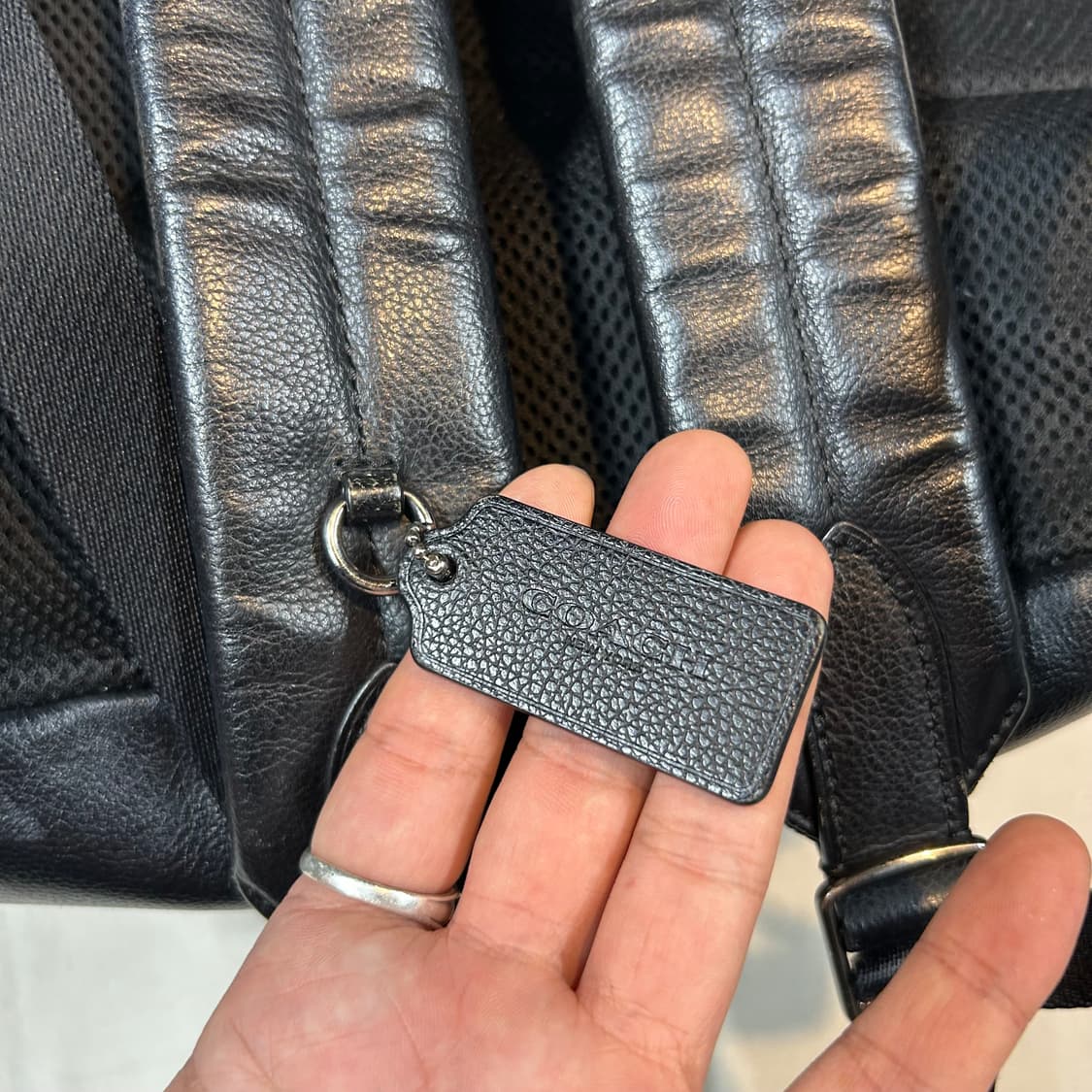 코치 COACH 레더 백팩 블랙 상품이미지7