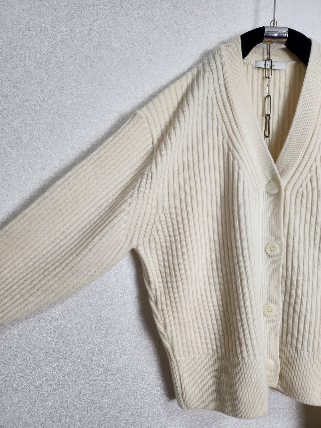 바이윤하 샵마그넷 울&캐시미어 가디건 free  상품이미지6