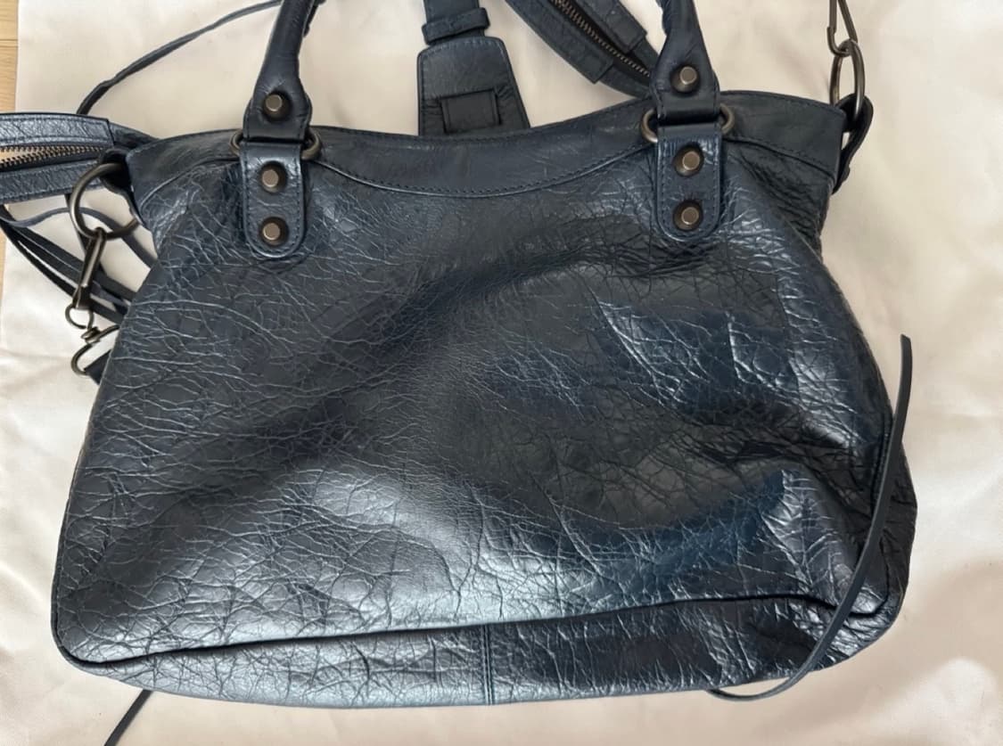 이틀만!!! 정품 발렌시아가 시티백모터백M 네이비 상품이미지2