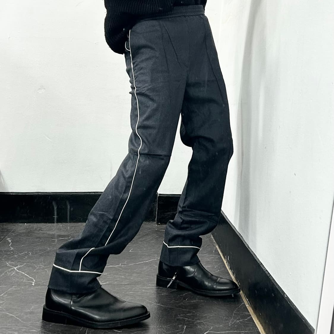 솔리드옴므 파이핑 트라우저 상품이미지3