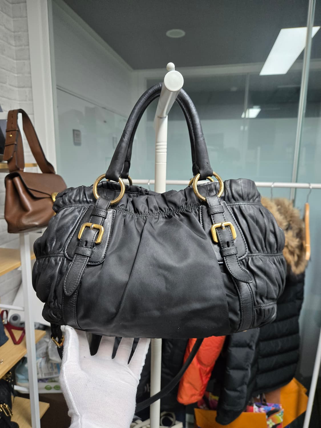 [특가][정품] 프라다 사피아노 바텔로 숄더백 상품이미지2