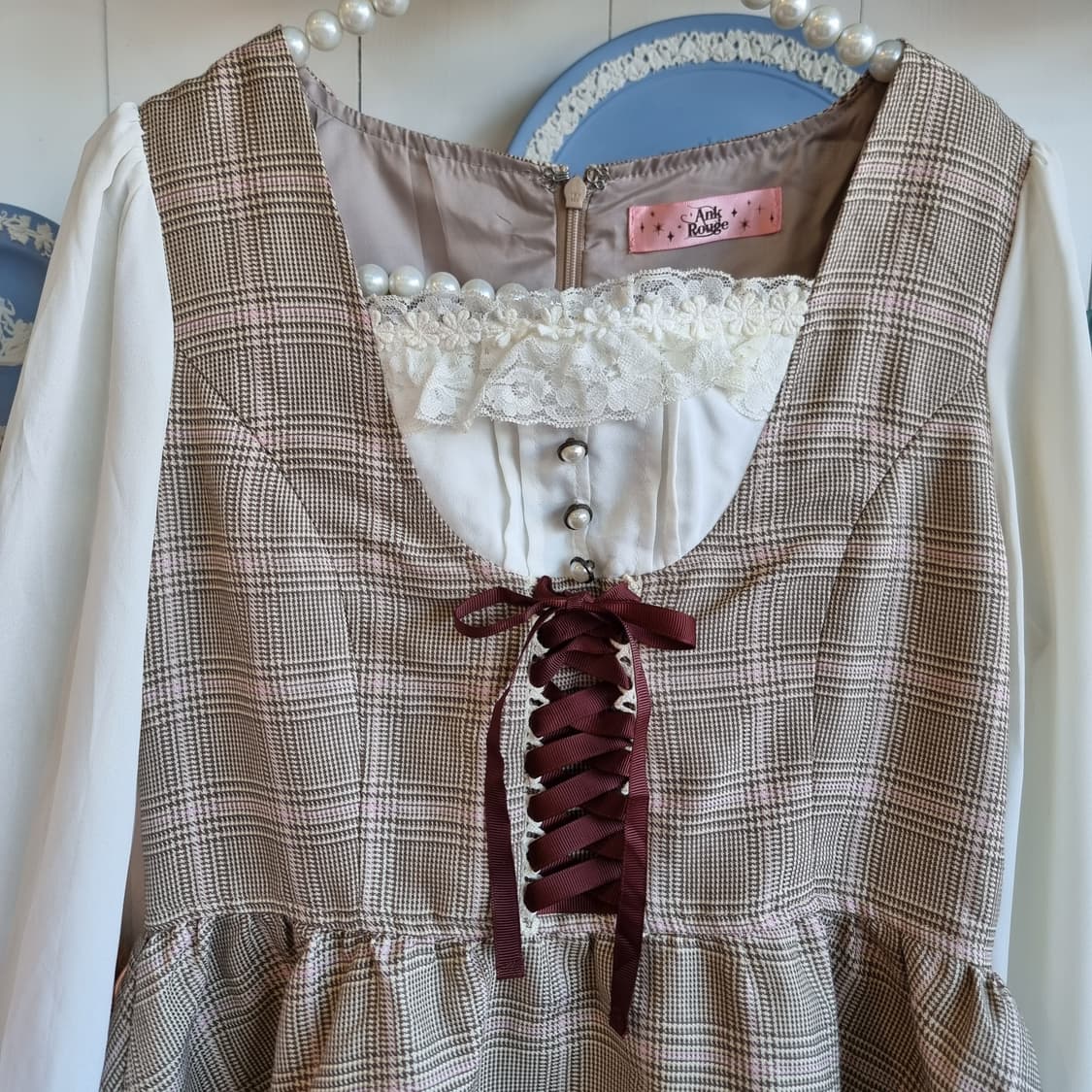 (앙크루즈) 클래식 체크 레이스업 프릴 원피스 상품이미지2