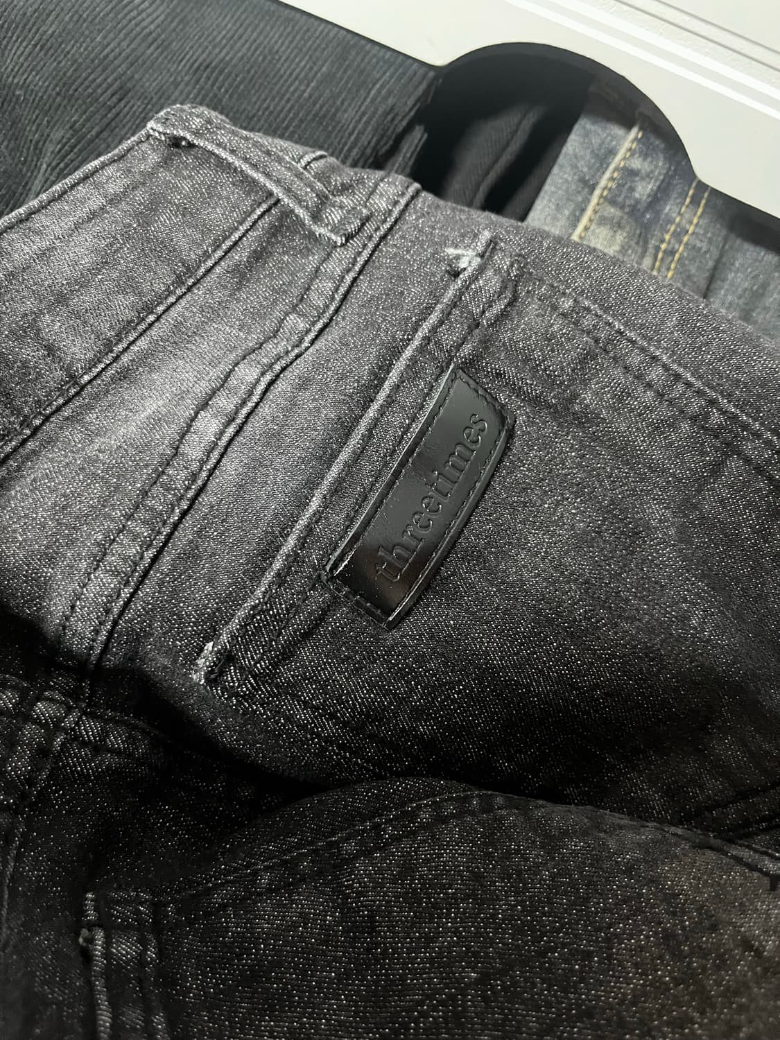 쓰리타임즈 5501 부츠컷 블랙진 상품이미지5