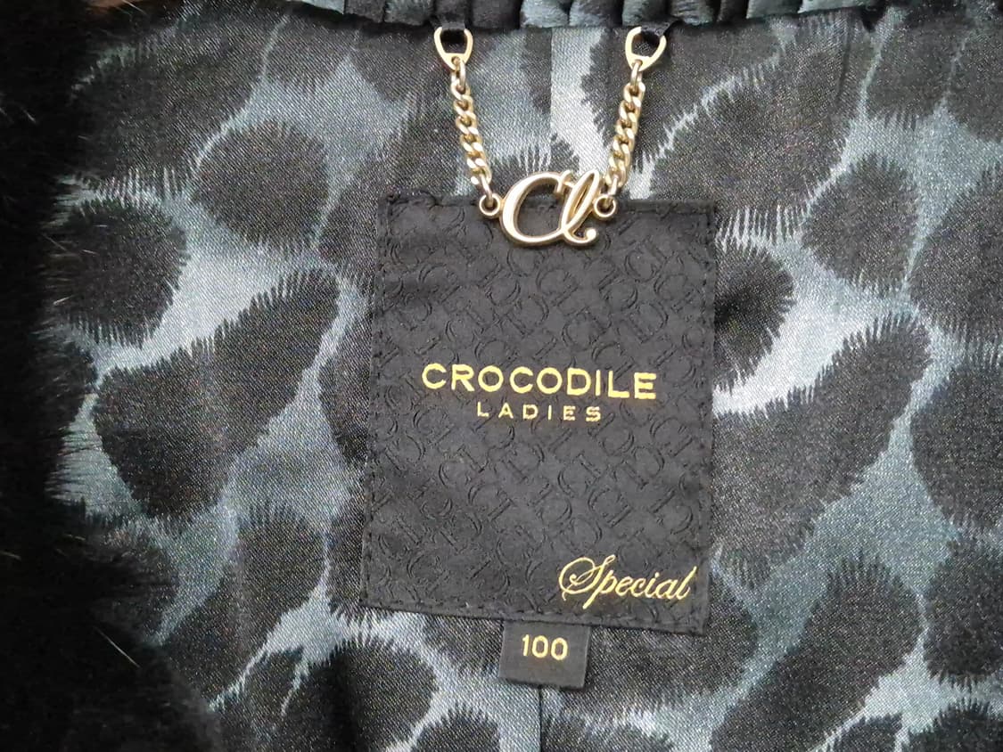 크로커다일 블랙 색상 밍크 코트(100/L) 상품이미지5