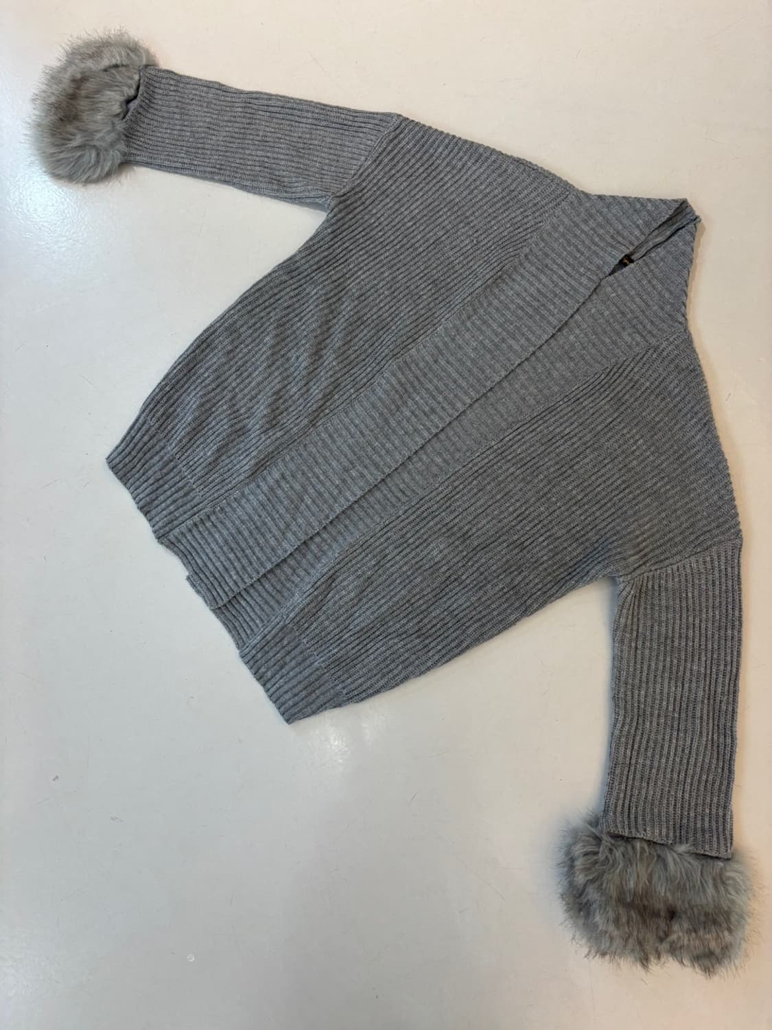 Virgirl Fur Cuffs Knit CD 상품이미지3