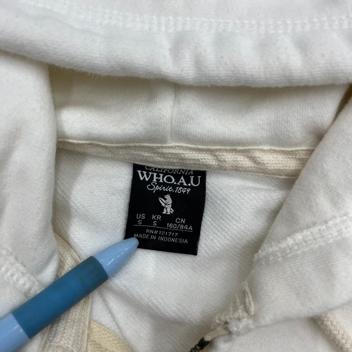 후아유 블랙 센터로고 화이트 후드집업 S 상품이미지5