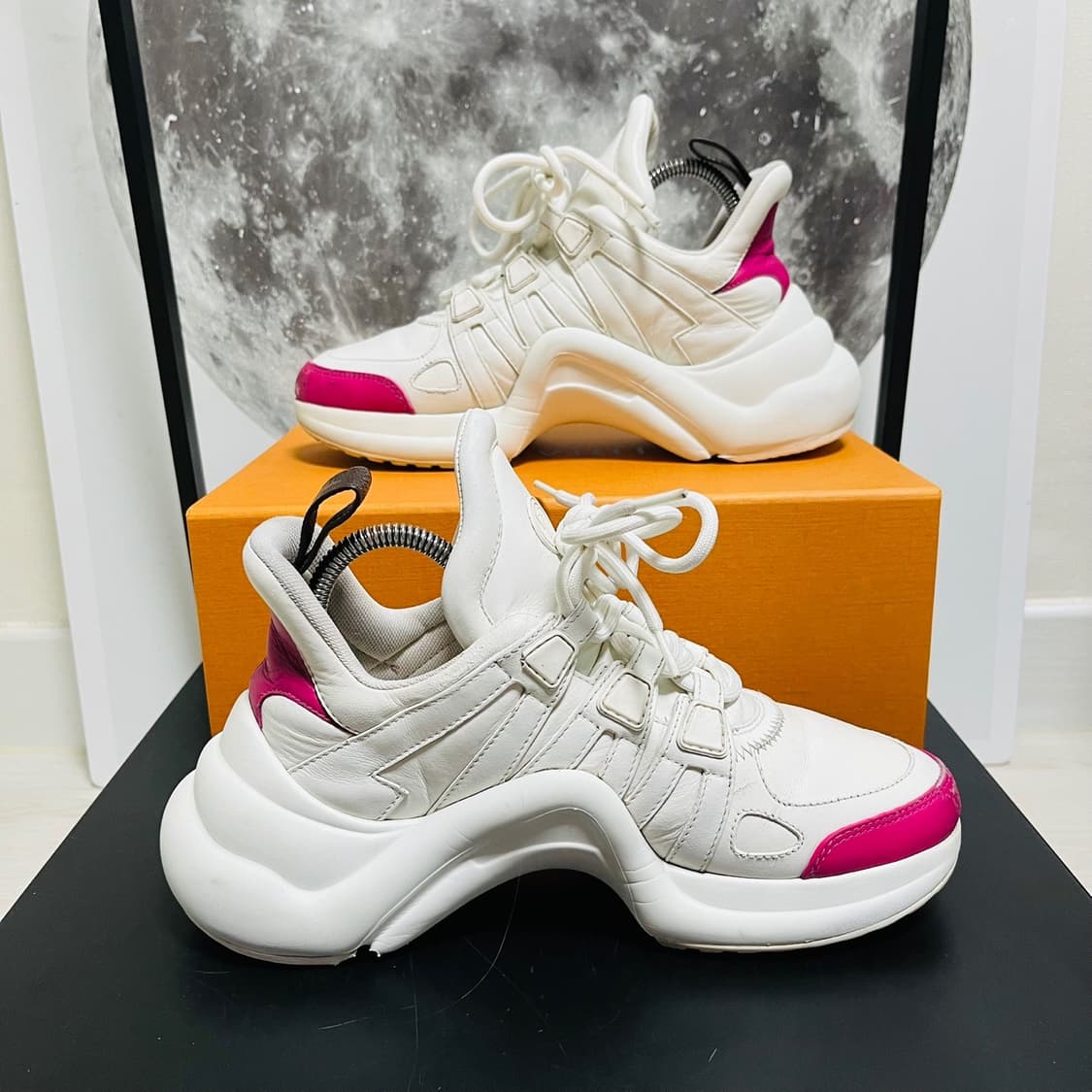 정품 36) 루이비통 핑크 아치라이트 스니커즈 230~235 상품이미지2